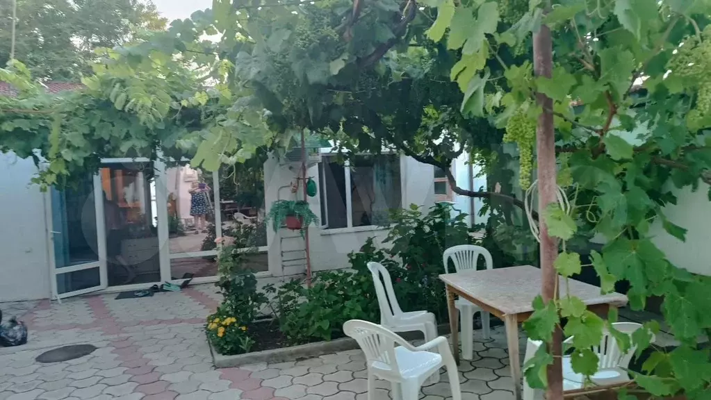 Комната 45 м, 2/2 эт. - Фото 0