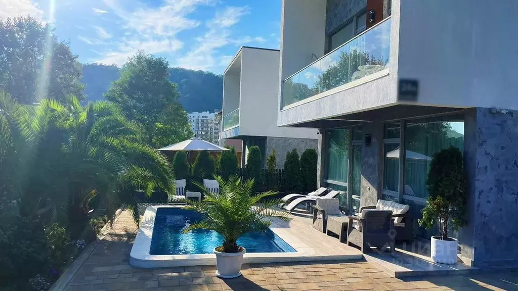 Дом в Краснодарский край, Сочи Мамайка мкр, ул. Яблочная, 24 (220 м) - Фото 1