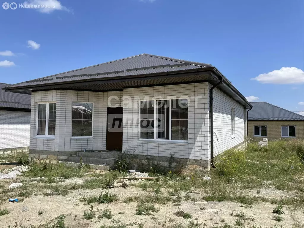 Дом в Михайловск, Оранжерейная улица (130 м) - Фото 1