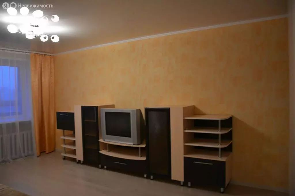 1-комнатная квартира: Тюмень, улица Республики, 92 (34 м) - Фото 1