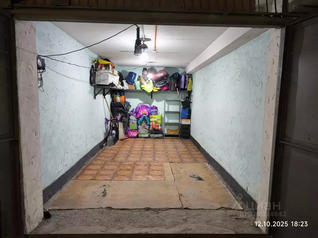 Гараж в Свердловская область, Екатеринбург ул. Автомагистральная, 4 ... - Фото 0