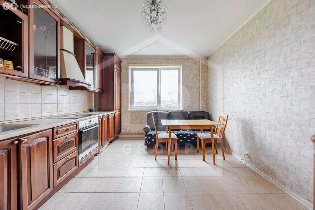 3-комнатная квартира: Санкт-Петербург, Мартыновская улица, 8к1 (82 м) - Фото 0