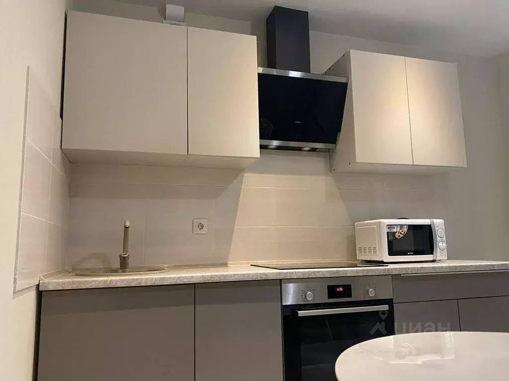 1-к кв. Татарстан, Казань просп. Альберта Камалеева, 32 (38.0 м) - Фото 2