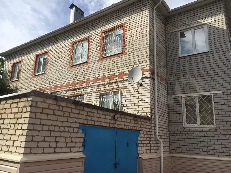 Дом 374 м на участке 9 сот. - Фото 1