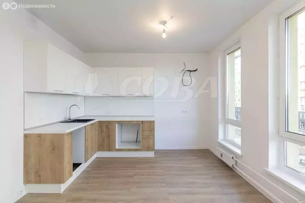 Квартира-студия: Тюмень, улица Юрия Рогачева, 11к2 (22.6 м) - Фото 1