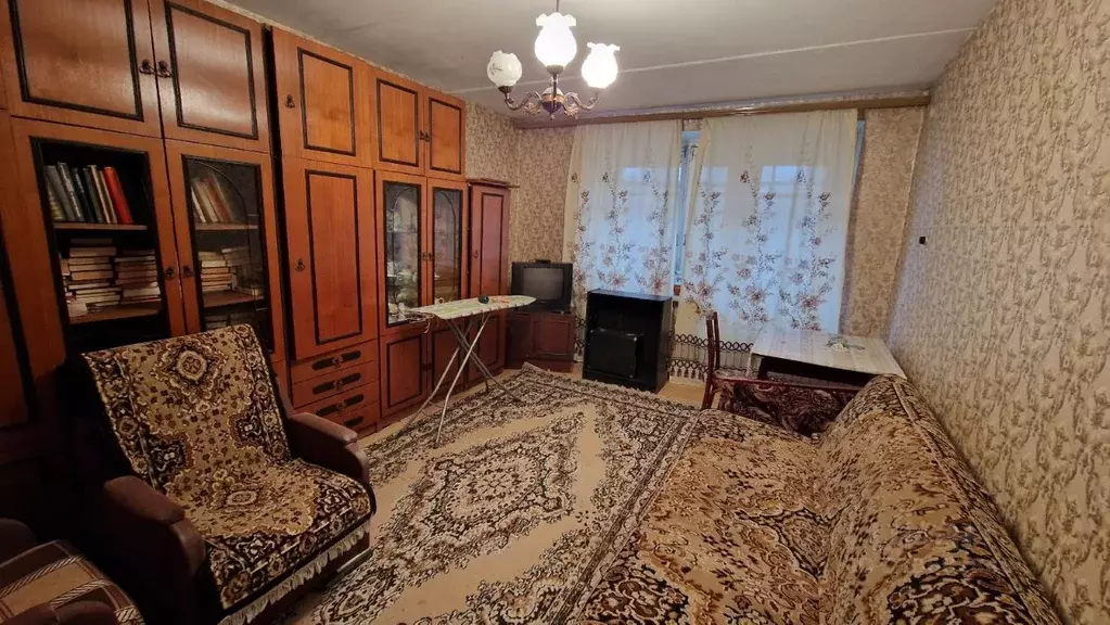 3-к кв. Нижегородская область, Выкса Гоголя мкр, 54 (65.0 м) - Фото 1