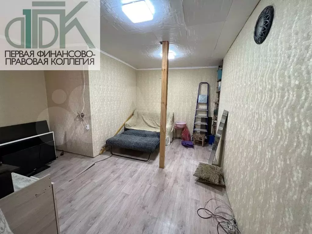 3-к. квартира, 60м, 1/1эт. - Фото 1