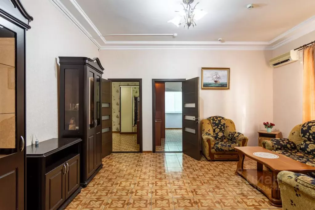 3-к кв. Краснодарский край, Геленджик ул. Островского, 4 (75.0 м) - Фото 0