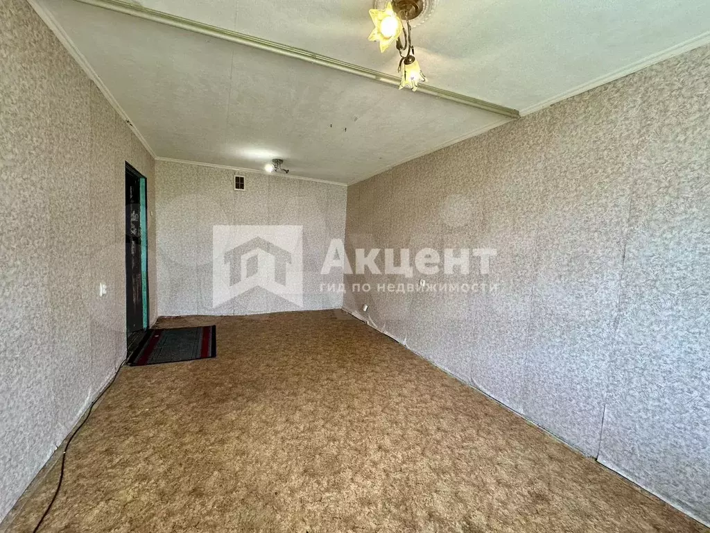 Комната 17,1 м в 9-к., 4/5 эт. - Фото 1