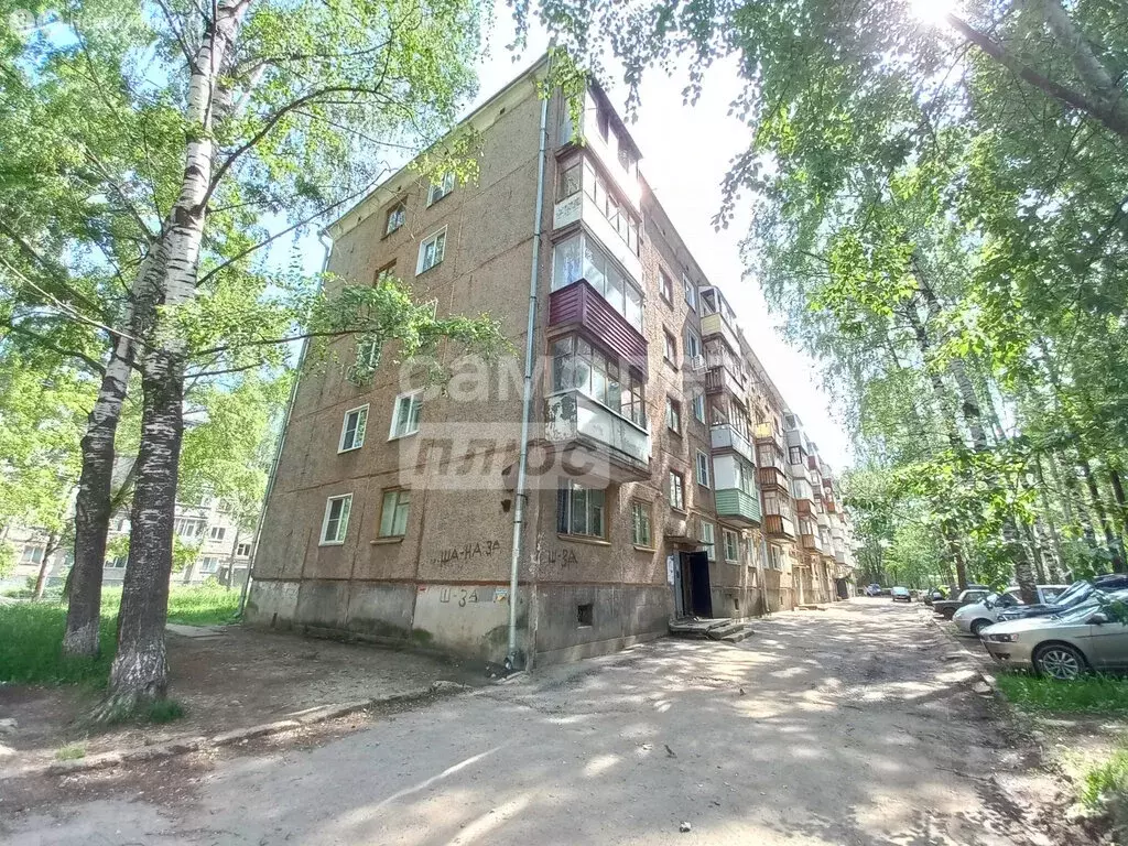 3-комнатная квартира: Киров, проезд Шаляпина, 3А (56 м) - Фото 0