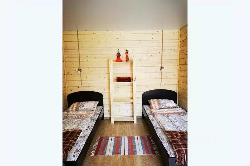 Дом в Алтай, Чемальский район, Элекмонарское с/пос, с. Элекмонар ул. ... - Фото 2