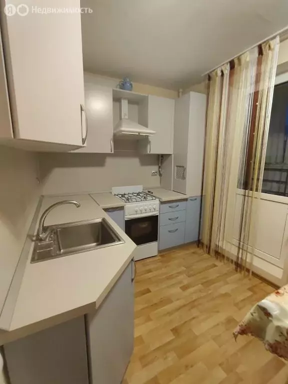 1-комнатная квартира: Белгород, Каштановая улица, 6 (42 м) - Фото 2