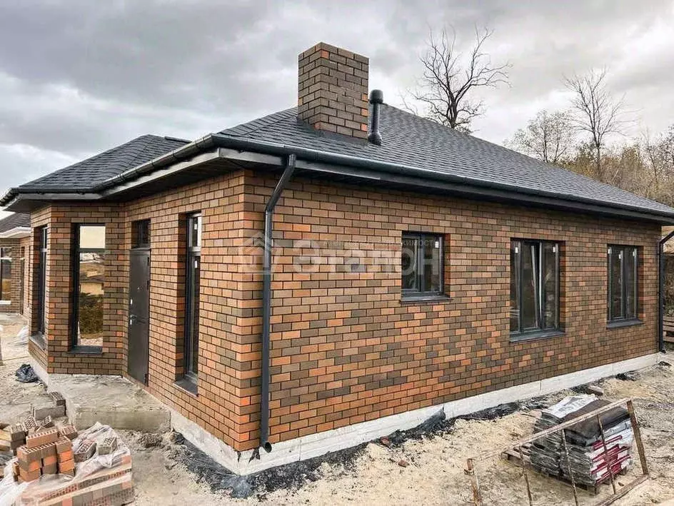 Дом в Волгоградская область, Городище рп Юбилейная ул. (100 м) - Фото 1