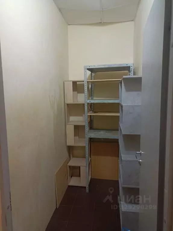 Гараж в Москва ул. Хромова, 3 (8 м) - Фото 1