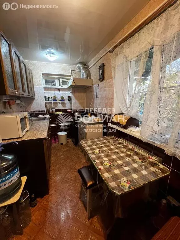 2-комнатная квартира: Новочеркасск, проспект Ермака, 115 (50 м) - Фото 2