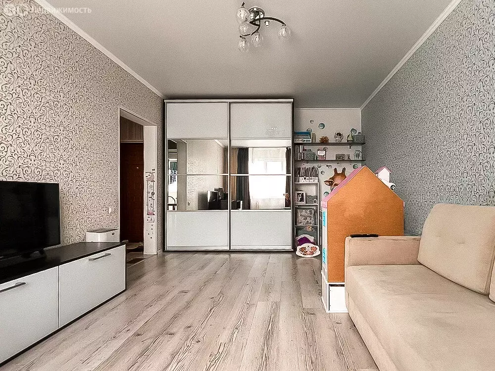 1-комнатная квартира: Брянск, улица Энгельса, 3 (36 м) - Фото 1