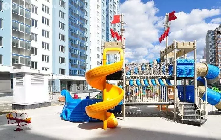 3-комнатная квартира: Екатеринбург, улица Куйбышева, 21 (94.2 м) - Фото 2