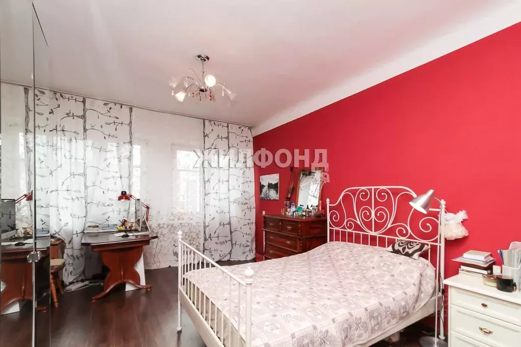 4-к кв. Новосибирская область, Новосибирск Серебренниковская ул., 23 ... - Фото 1