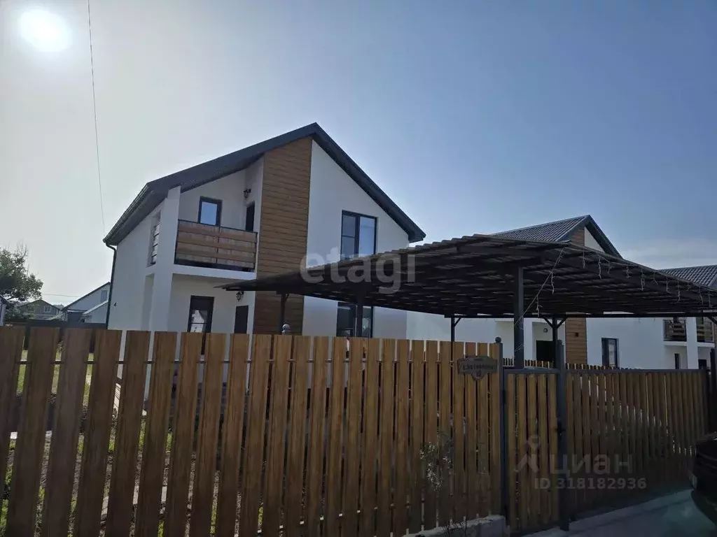 Дом в Краснодарский край, Новороссийск городской округ, Раевская ст-ца ... - Фото 0