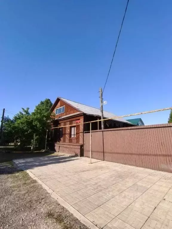Дом в Самарская область, Сызрань ул. 8-я Линия, 13 (130 м) - Фото 1