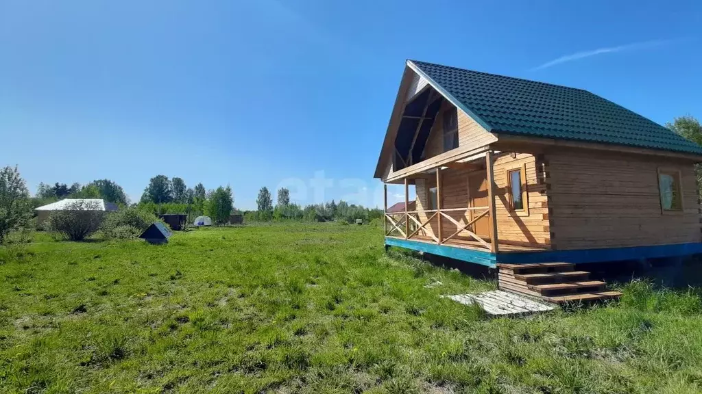 Дом в Ленинградская область, Киришский район, Пчевжинское с/пос, Белая ... - Фото 1