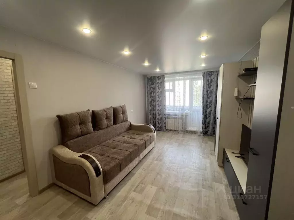 1-к кв. Кемеровская область, Юрга ул. Кирова, 27А (30.4 м) - Фото 0