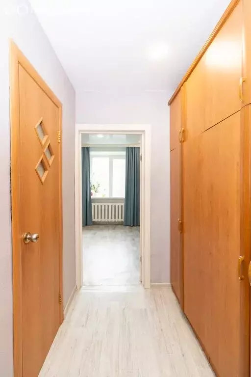 2-комнатная квартира: Тюмень, улица Баумана, 111 (50 м) - Фото 1