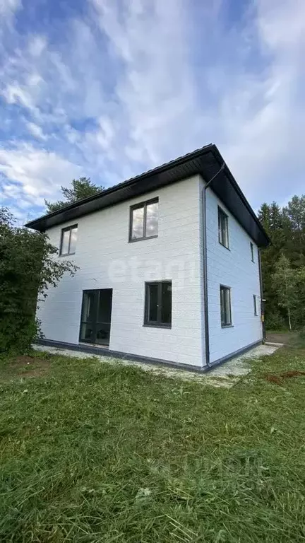 Дом в Пермский край, Добрянский городской округ, Полазна рп ул. ... - Фото 0