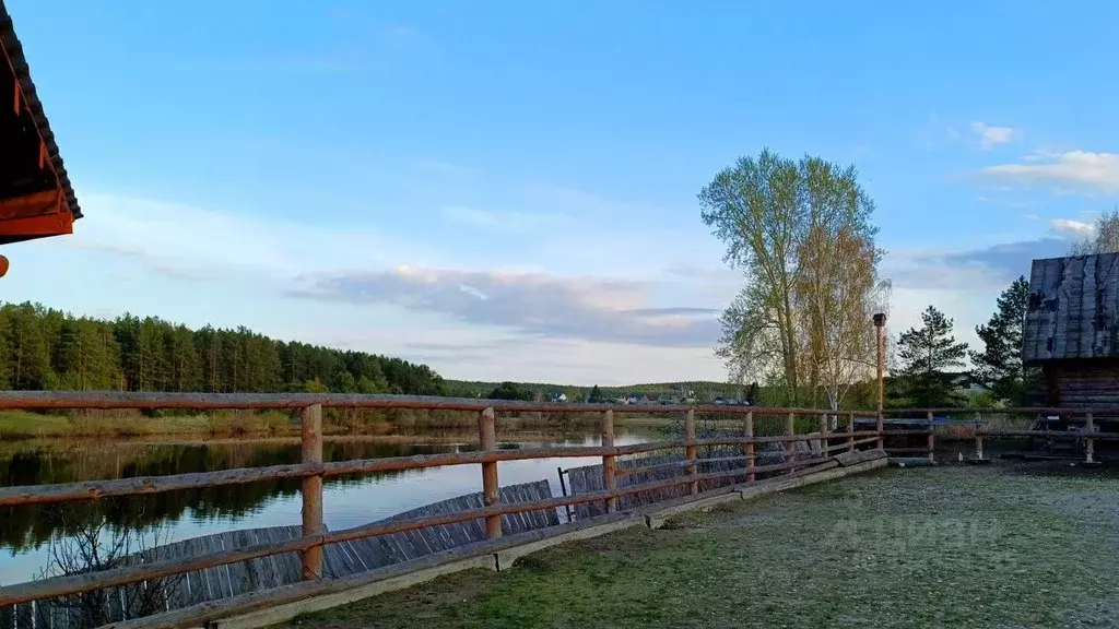Участок в Свердловская область, Сысертский муниципальный округ, с. ... - Фото 2