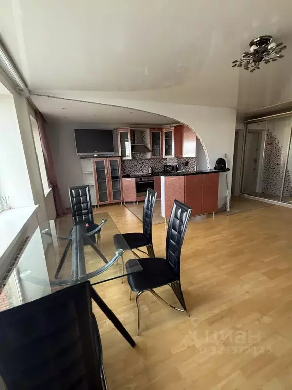 3-к кв. Ленинградская область, Сосновый Бор просп. Героев, 64 (69.0 м) - Фото 2