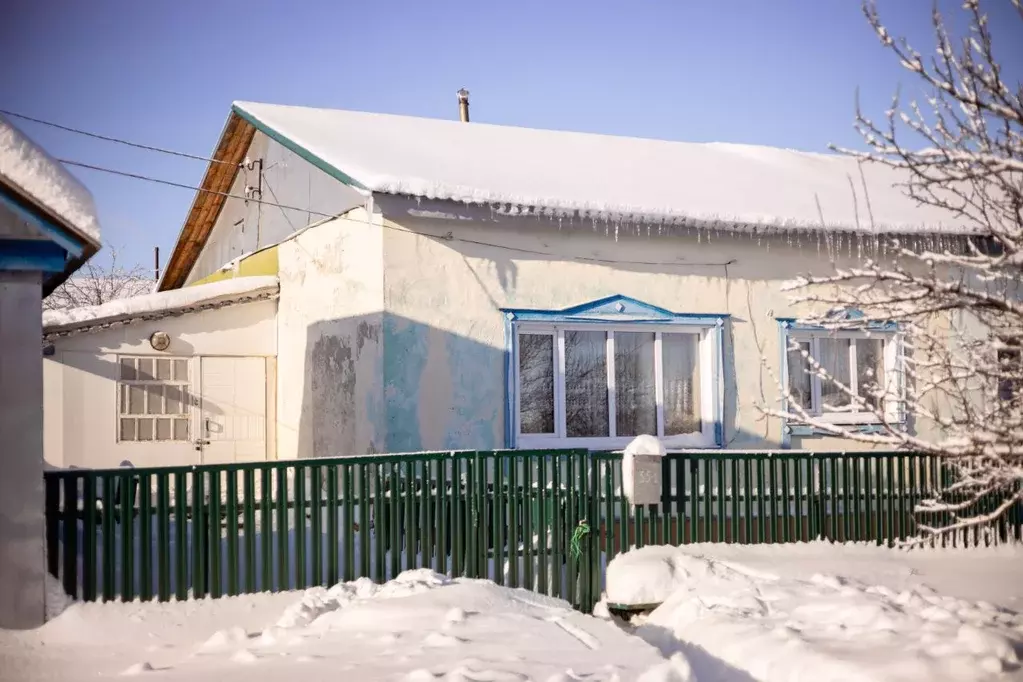 3-к кв. Пензенская область, Пачелма рп ул. Калинина, 35 (66.7 м) - Фото 1