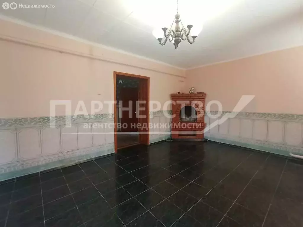 Дом в Ахтырский, Центральная улица (90 м) - Фото 0