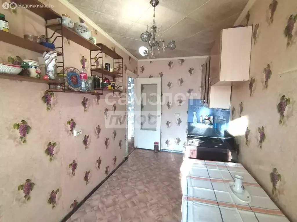 1-комнатная квартира: Октябрьский, улица Кортунова, 8 (35.8 м) - Фото 0