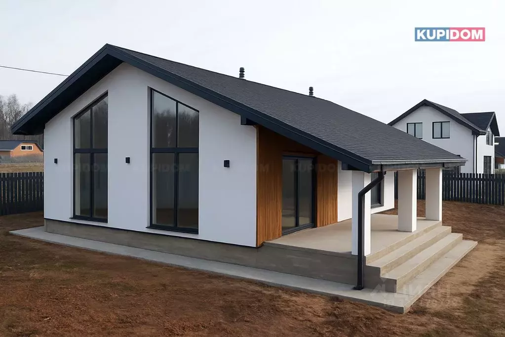 Дом в Калужская область, Жуковский муниципальный округ, с. Совхоз ... - Фото 1