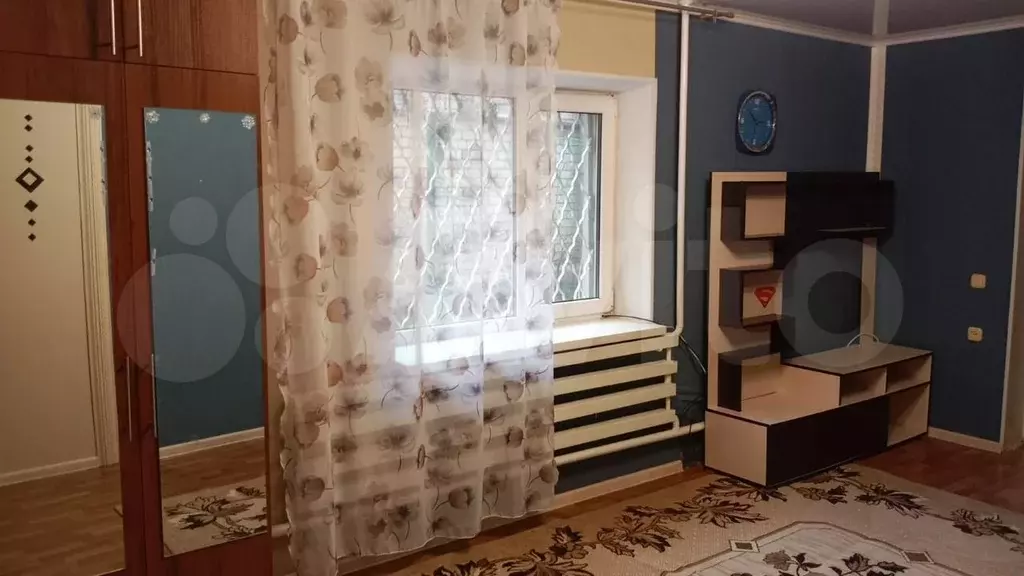 1-к. квартира, 45 м, 1/3 эт. - Фото 1