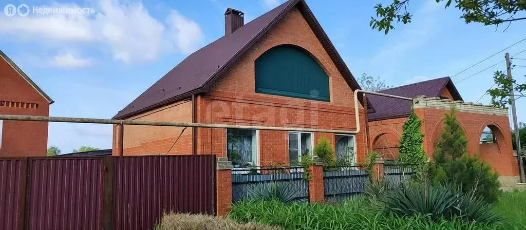 Дом в Темрюк, улица 27 Сентября (130 м) - Фото 1