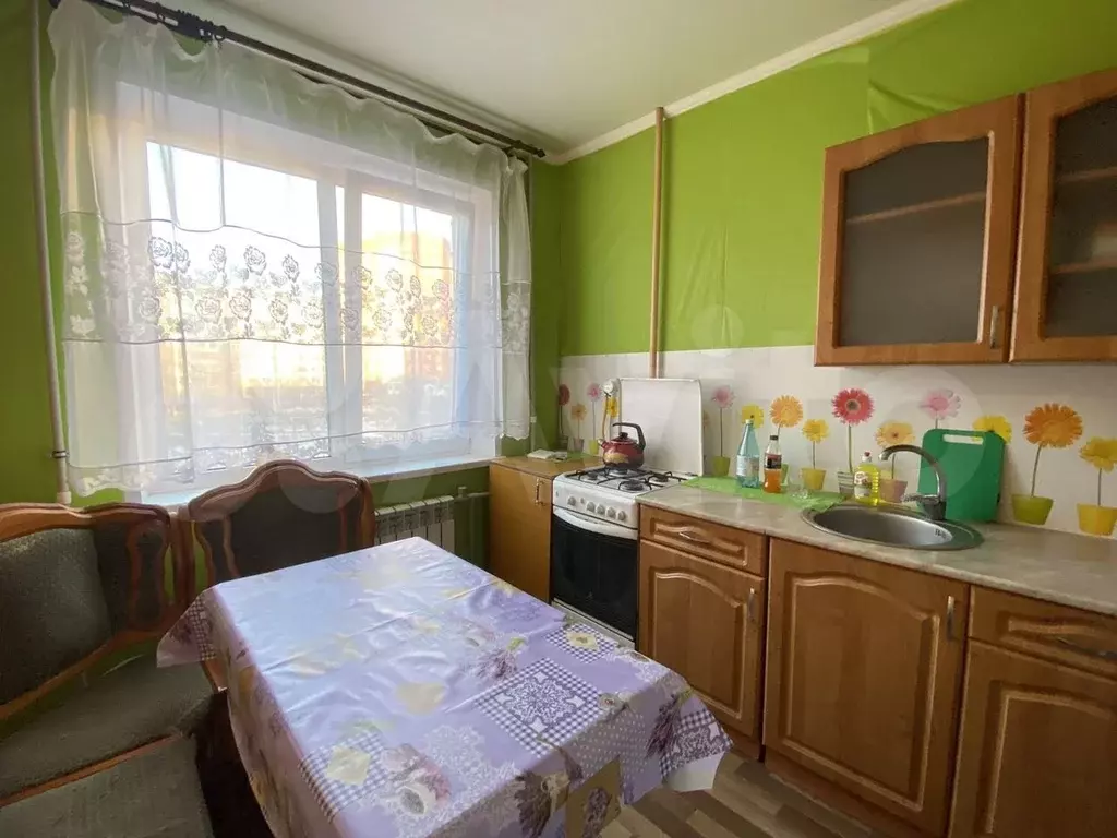 3-к. квартира, 60 м, 4/9 эт. - Фото 0