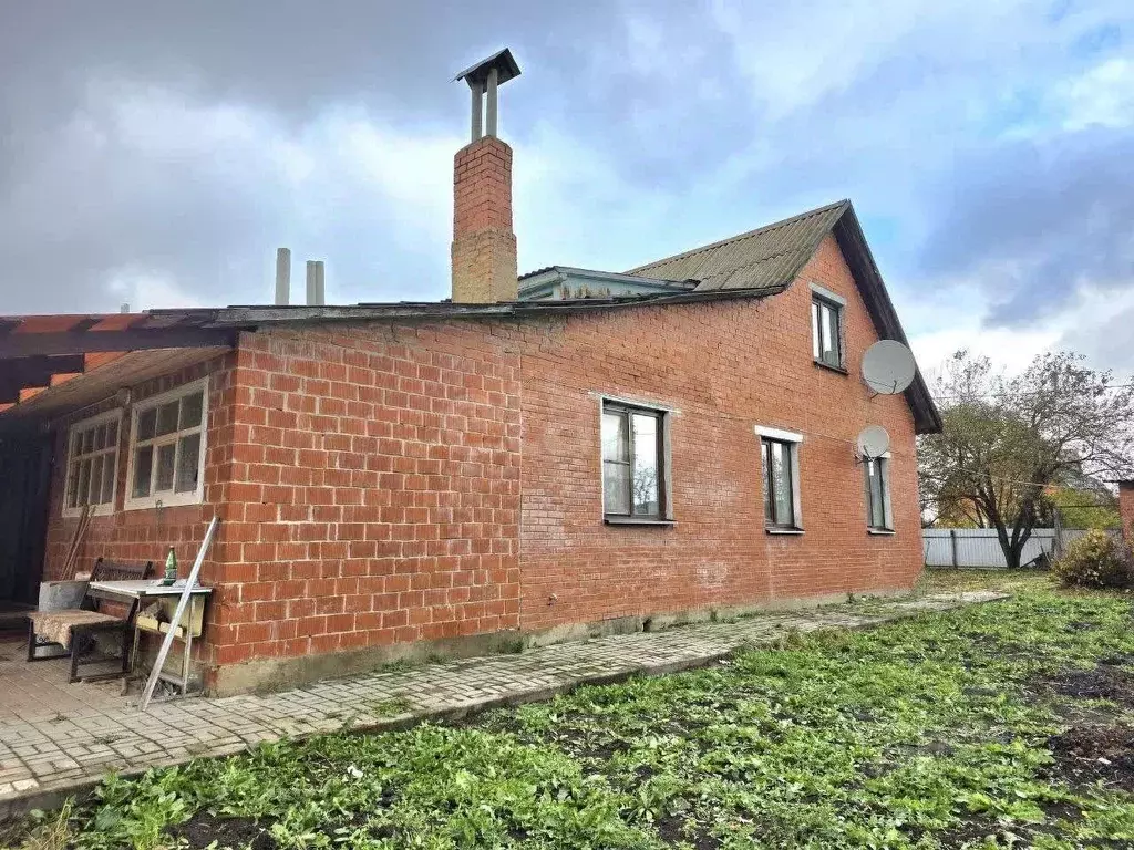 Дом в Калужская область, пос. Бабынино ул. Заводская, 18 (120 м) - Фото 1