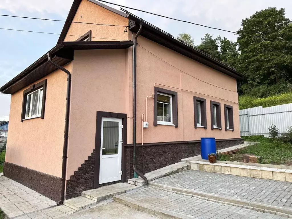 Дом в Калужская область, Калуга Нижнелаврентьевская ул., 13А (98 м) - Фото 2