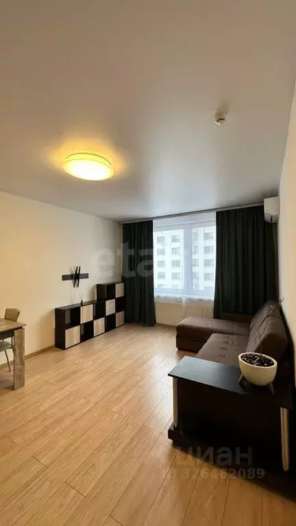 Студия Тюменская область, Тюмень ул. Ю.-Р.Г. Эрвье, 32к1 (31.0 м) - Фото 1