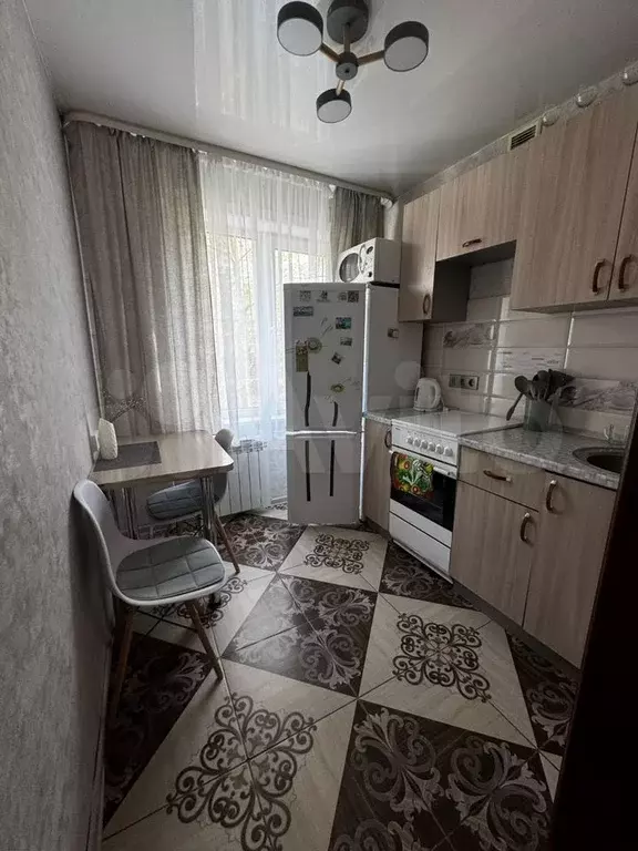 1-к. квартира, 37 м, 2/9 эт. - Фото 0