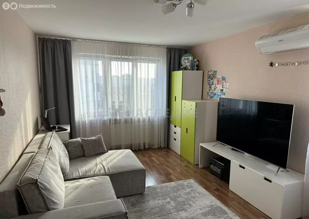 2-комнатная квартира: Крымск, микрорайон Надежда, улица Надежды, 5 (56 ... - Фото 0