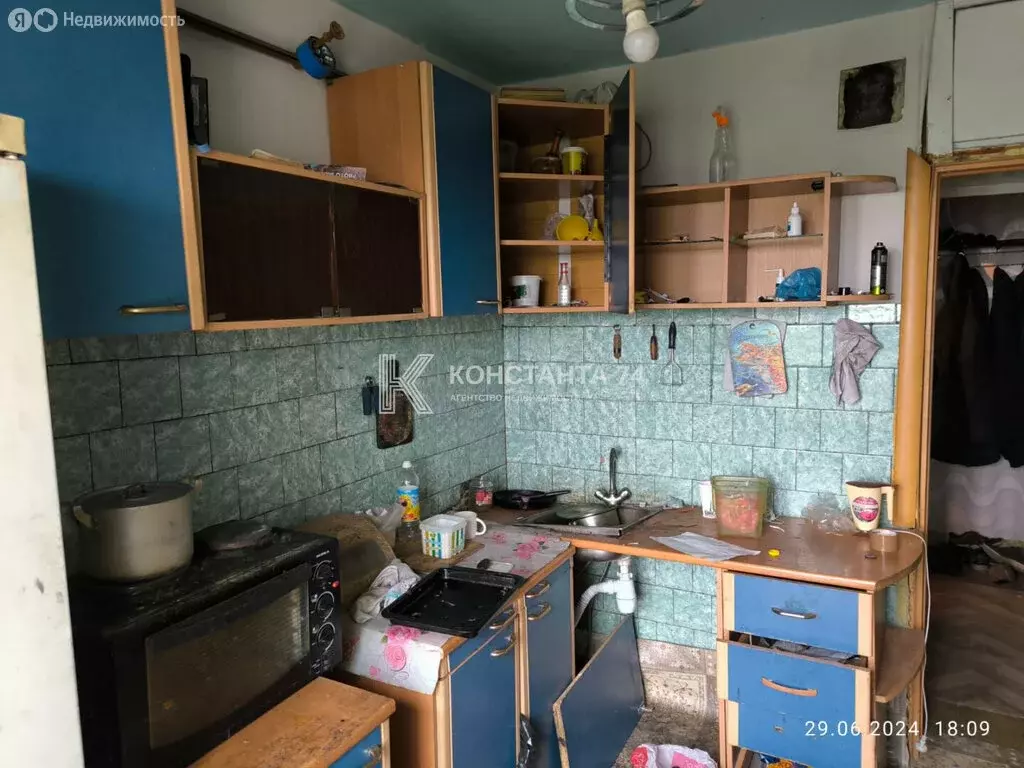 3-комнатная квартира: Челябинск, улица Орджоникидзе, 41 (65.7 м) - Фото 0