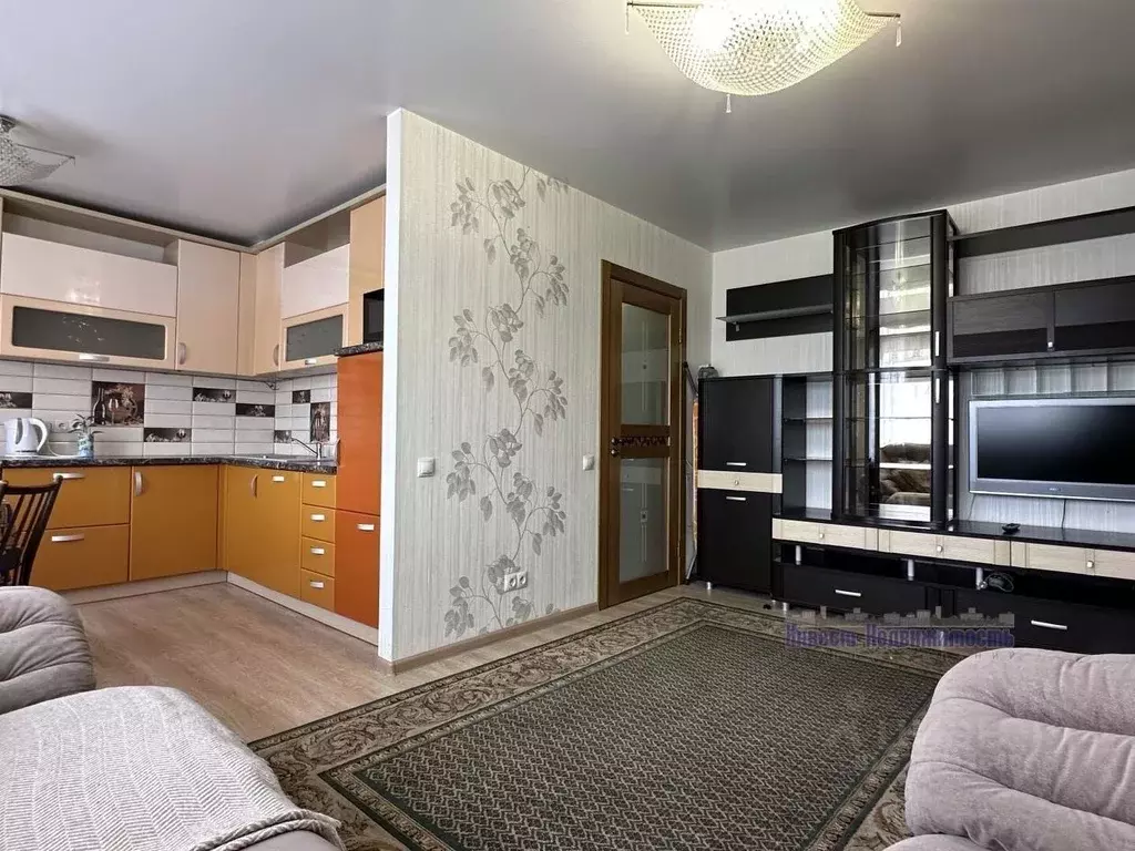 4-к кв. Алтайский край, Барнаул ул. Чкалова, 89 (74.9 м) - Фото 0