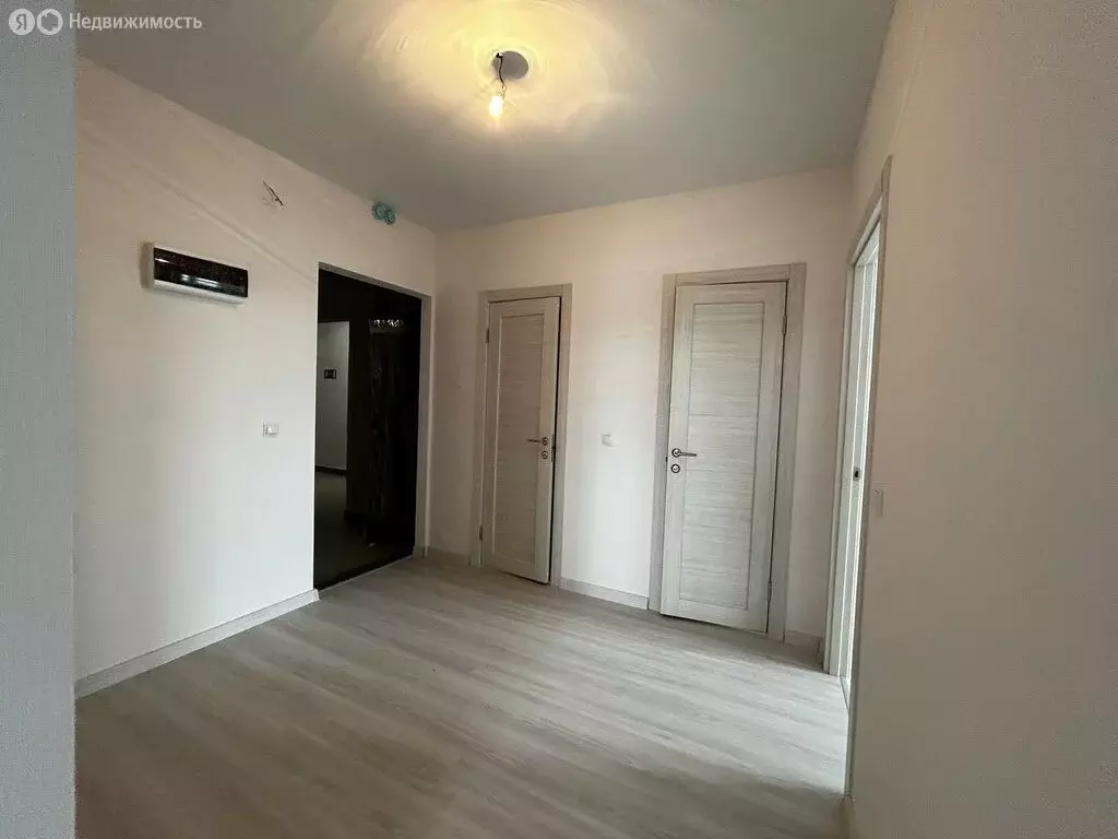 2-комнатная квартира: Тюмень, улица Героев Космоса, 19 (53 м) - Фото 1