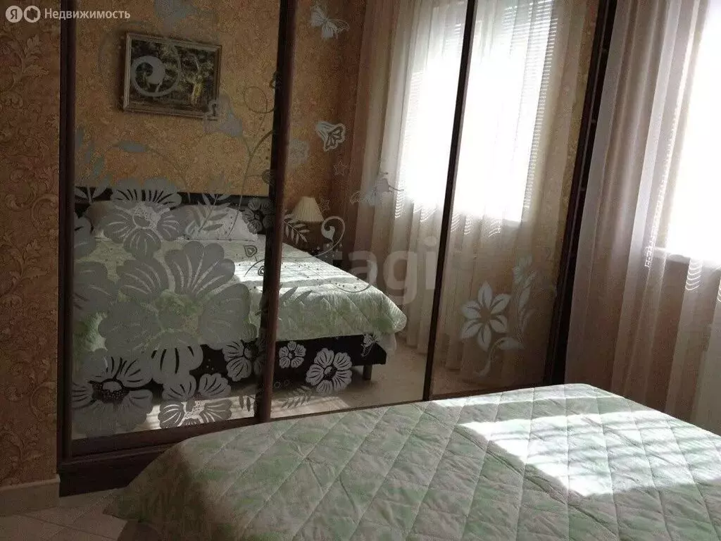 2-комнатная квартира: Ялта, улица Кирова, 41А (55 м) - Фото 2