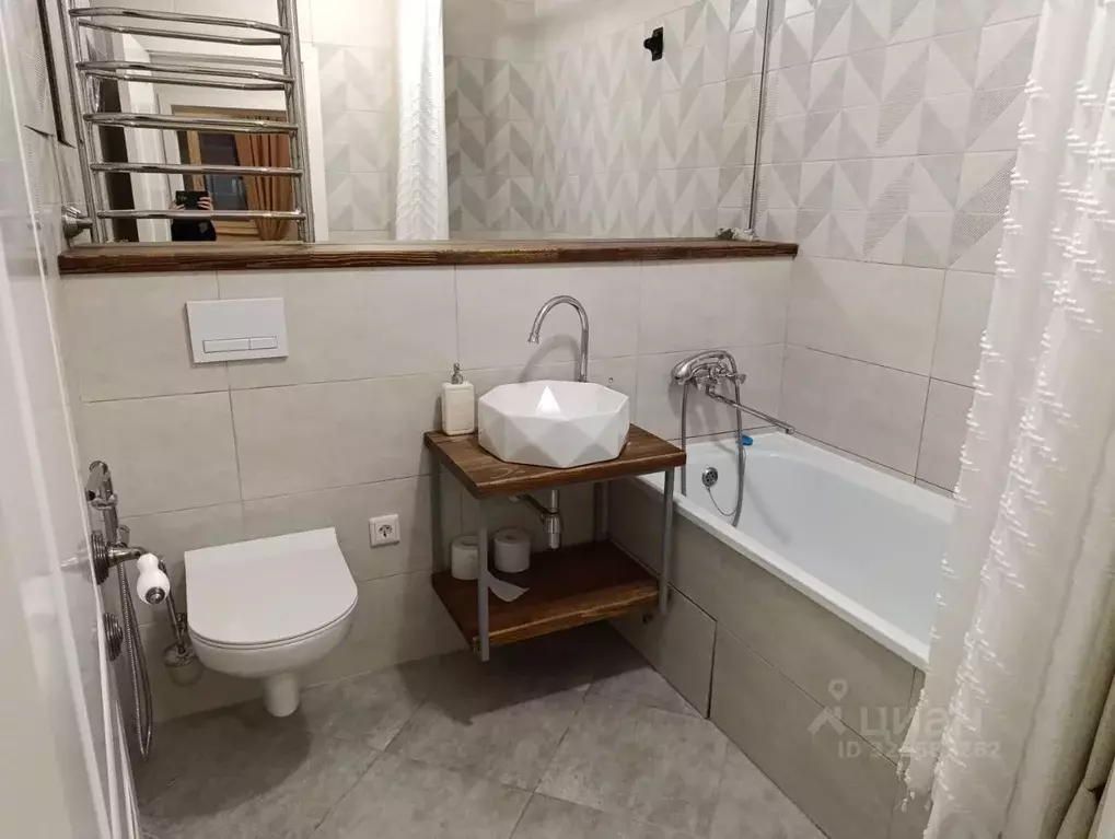 3-к кв. Пермский край, Пермь Кронштадтская ул., 51 (90.0 м) - Фото 1