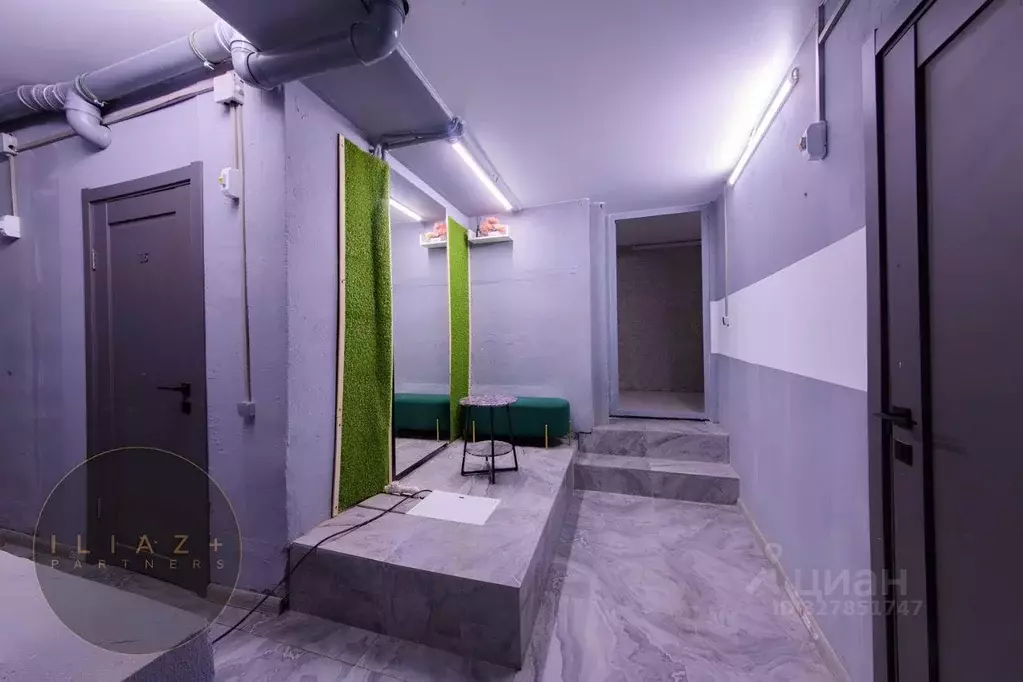 Помещение свободного назначения в Москва Лобненская ул., 6 (300 м) - Фото 1