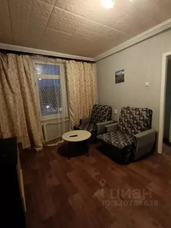 1-к кв. Ленинградская область, Кингисепп Октябрьская ул., 4 (35.0 м) - Фото 1