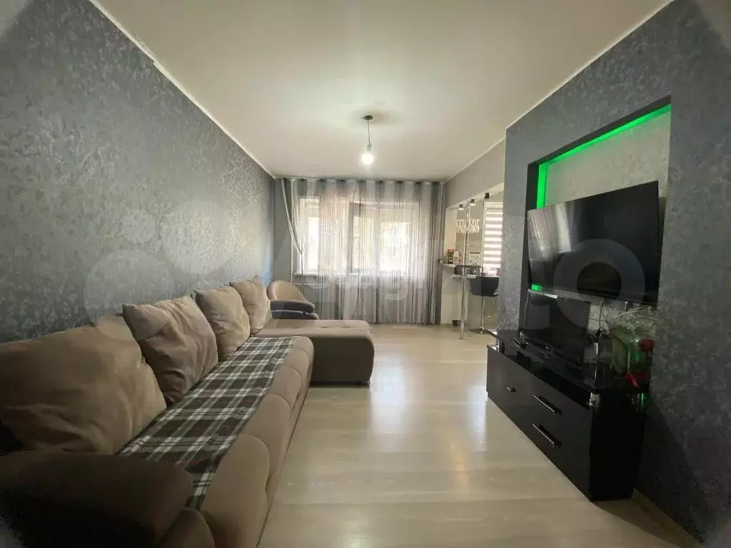 3-к. квартира, 65 м, 1/5 эт. - Фото 0